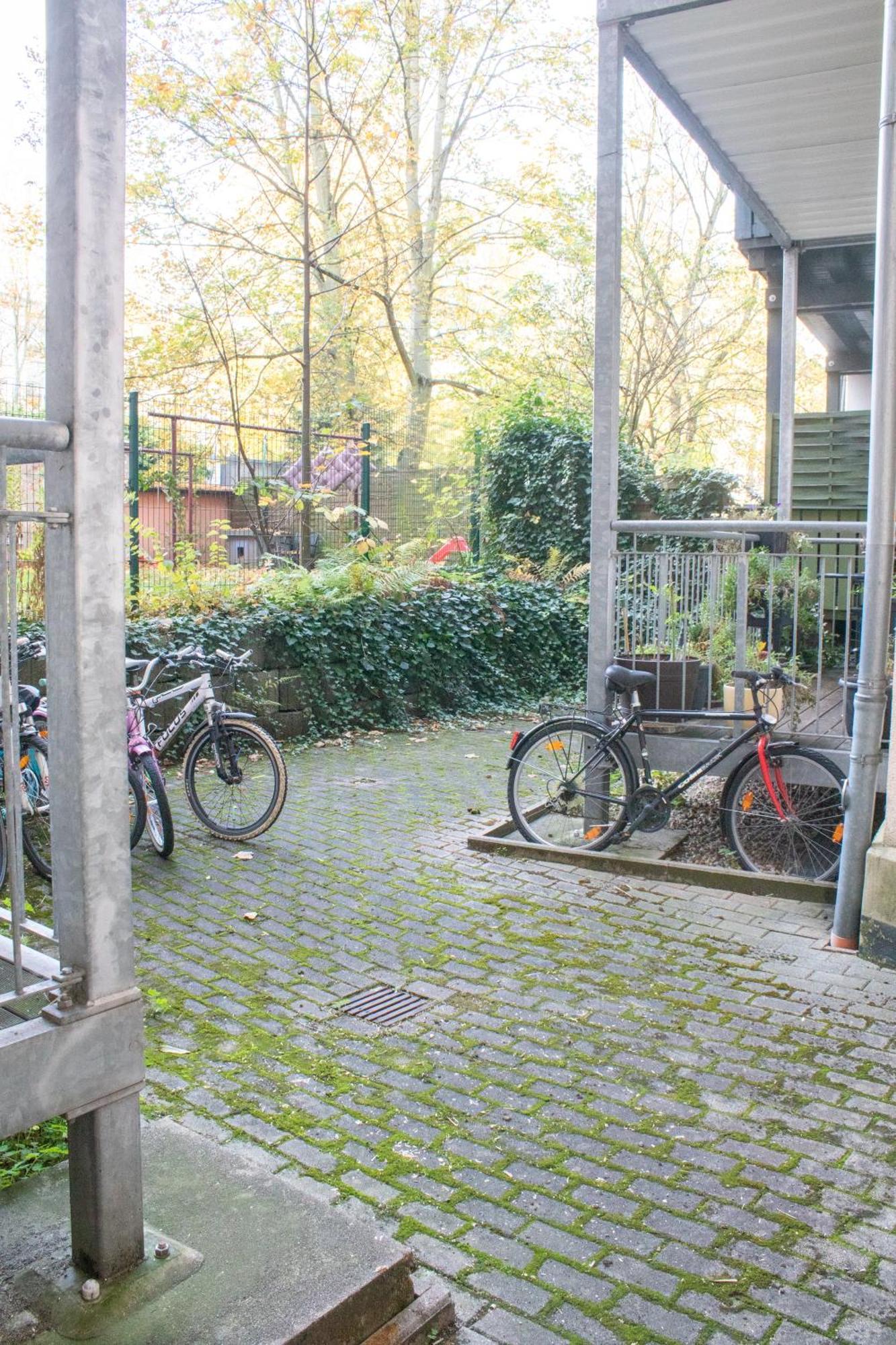 Stadtnatur Apartment Am Kuechwald - Mit Balkon, Streaming-Tv, Badewanne, Arbeitsplatz Chemnitz Exterior photo